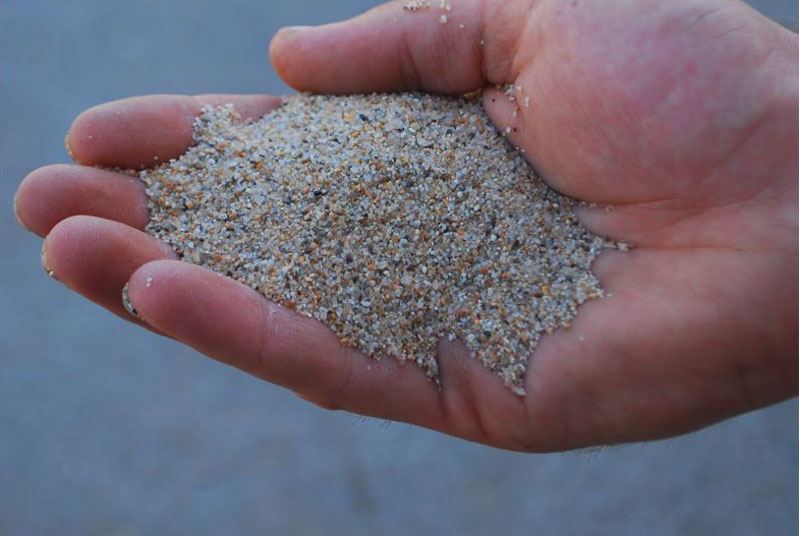 How Silica Sand is Used in Glass Manufacturing