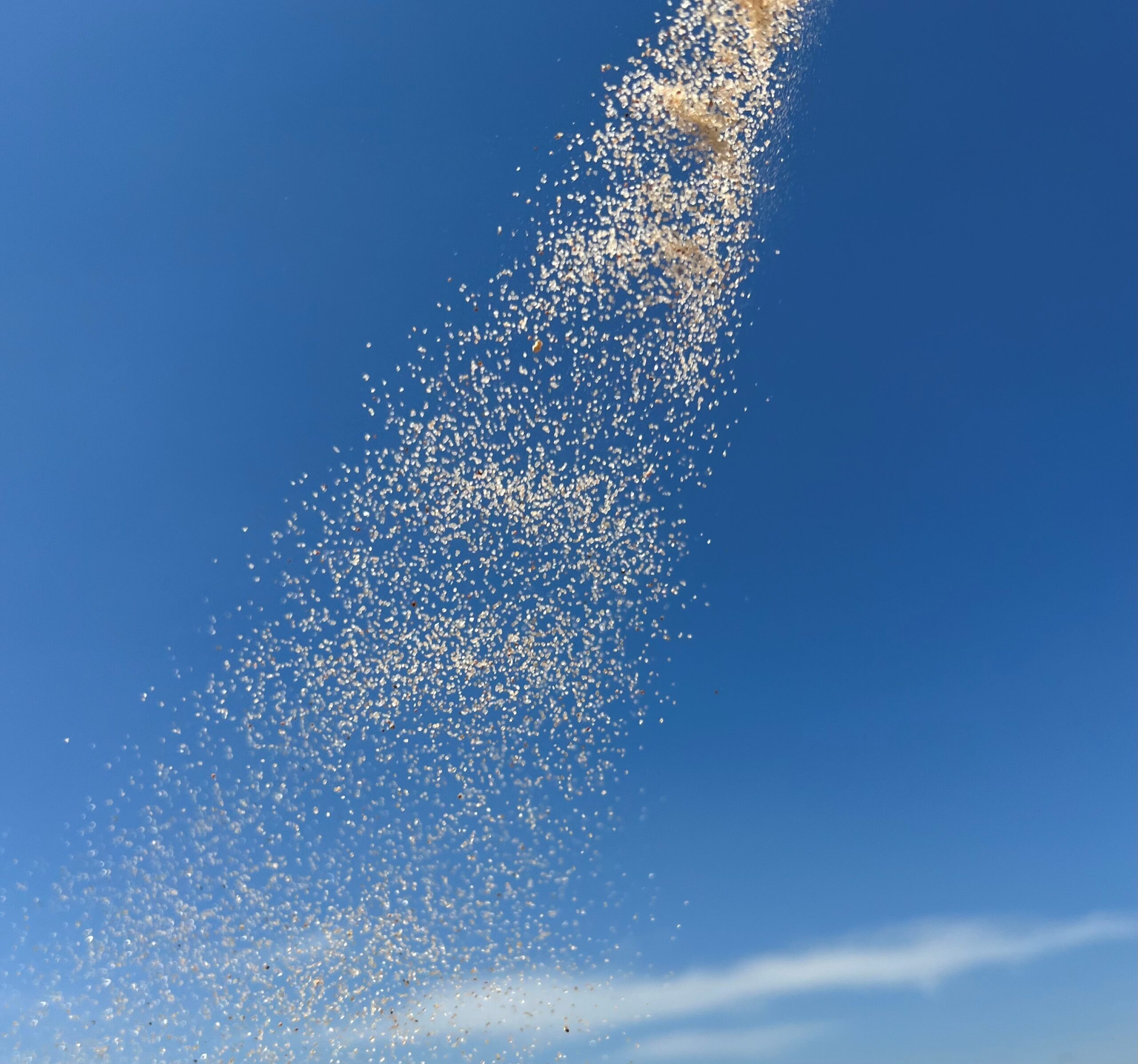 Buy Artificial Turf Sand In Bulk | Round to Sub-Round Silica Sand